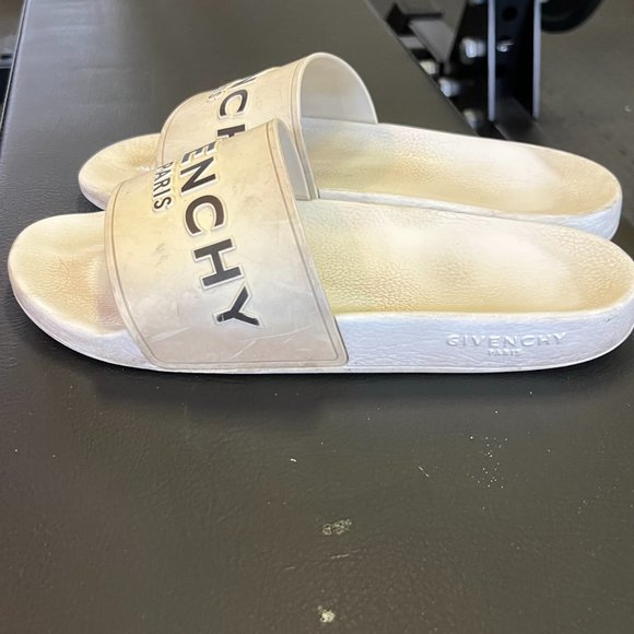 COPY - Givenchy Slides - 100% authentic main image 4